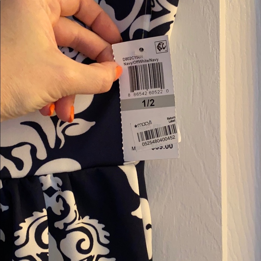 Navy pattern dress - Picture 2 of 6